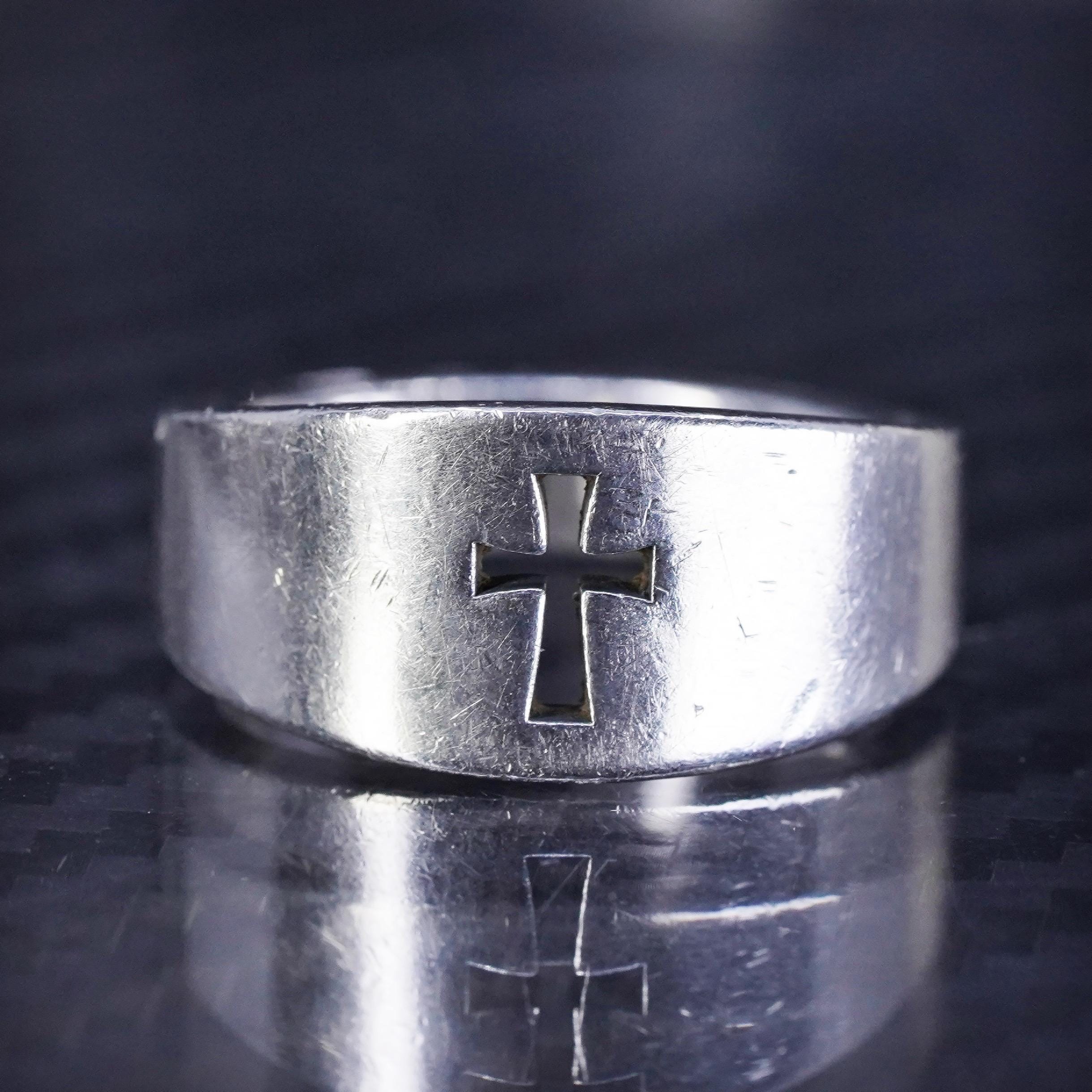 Size 4.75, Vintage James Avery Sterling Silver 925 Handmade Cross