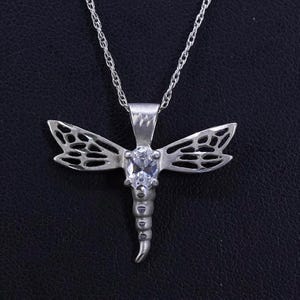 20” Vintage sterling silver 925 Singapore rope chain necklace with dragonfly pendant and crystal, stamped 925