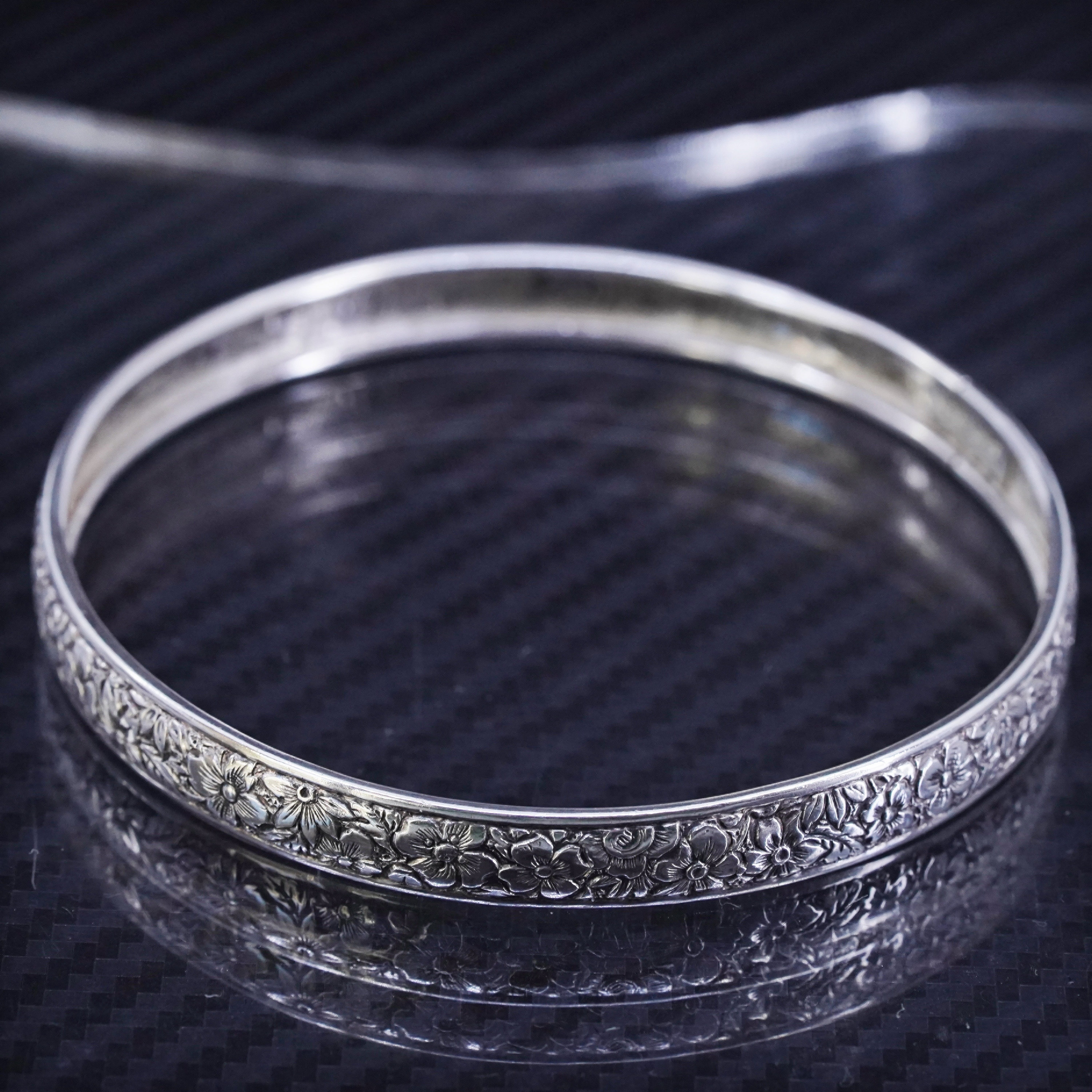 8”, Vintage Mexican Sterling Silver 925 Floral Textured Bangle