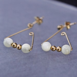 Vintage vermeil yellow gold over sterling silver 925 teardrop earrings with moonstone, silver tested