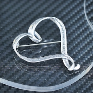DVB Sterling Silver 925 Hellen Keller Quote Heart brooch, SP-184 Helen Keller: &quot;The best and most beautiful things in the worl