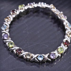 18 cm, vintage sterlingsilver 925 XOXO tennisarmband med flerfärgad ädelsten, rubin citrin peridot ametist, stämplat 925