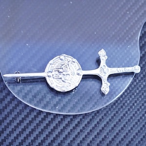 Vintage sterling silver 925 handmade British royal sword brooch, stamped 925