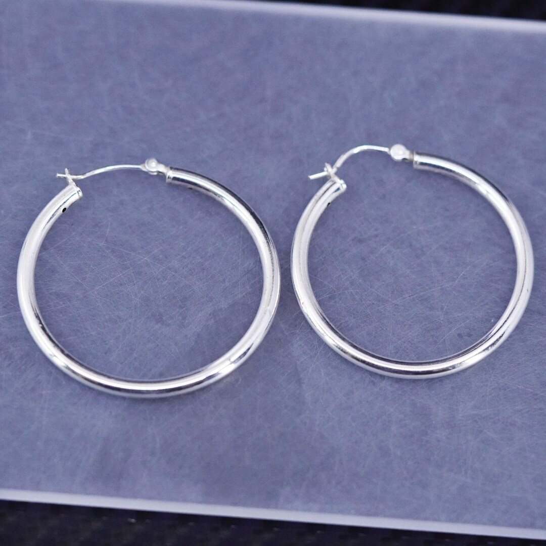 Ohrringe 10K Gelbgold , 3 1/4 Zoll Groß, Diamantgeschliffen