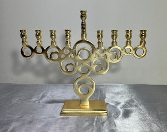 Double Circle Hanukkah Menorah: Modern Judaica Design, 6&#39;&#39; Tall