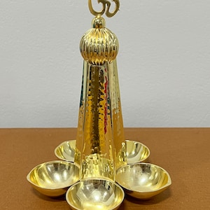 5 Docht Vergoldete Diya für Pooja Diwali Heimdekoration Öllampe, Ghee Diya
