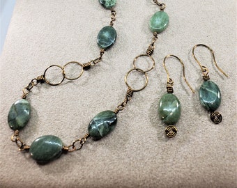 Wire Link Gemstone Necklace & Earring Set