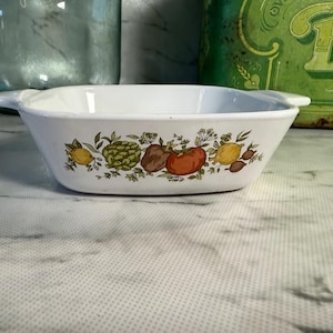 Vintage Corningware 1 3/4 cup Petite Pan P-41-B Spice O&#39; Life 1972-79 Made in USA