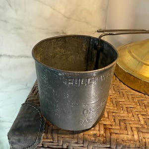 Rustic Vintage Sifter 1950s Kitchen Farmhouse Decor Primitive Gadget Full 2 Cups Sifter 1940s Kitchen