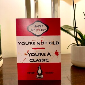 Sei un classico - Biglietto di auguri di compleanno con copertina Penguin Book