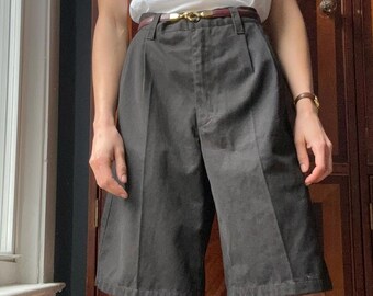 Maßgeschneiderte Vintage-Shorts mit hoher Taille und Originaletiketten / Größe L W31