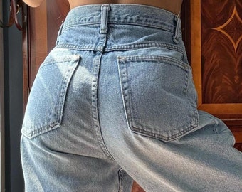 80er-Jahre-Wrangler für Damen, gerade Jeans mit hohem Bund, hergestellt in den USA / W27L30