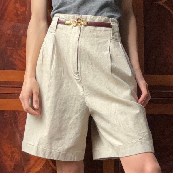 vintage 90s light beige cotton linen high waisted pleated shorts / w30