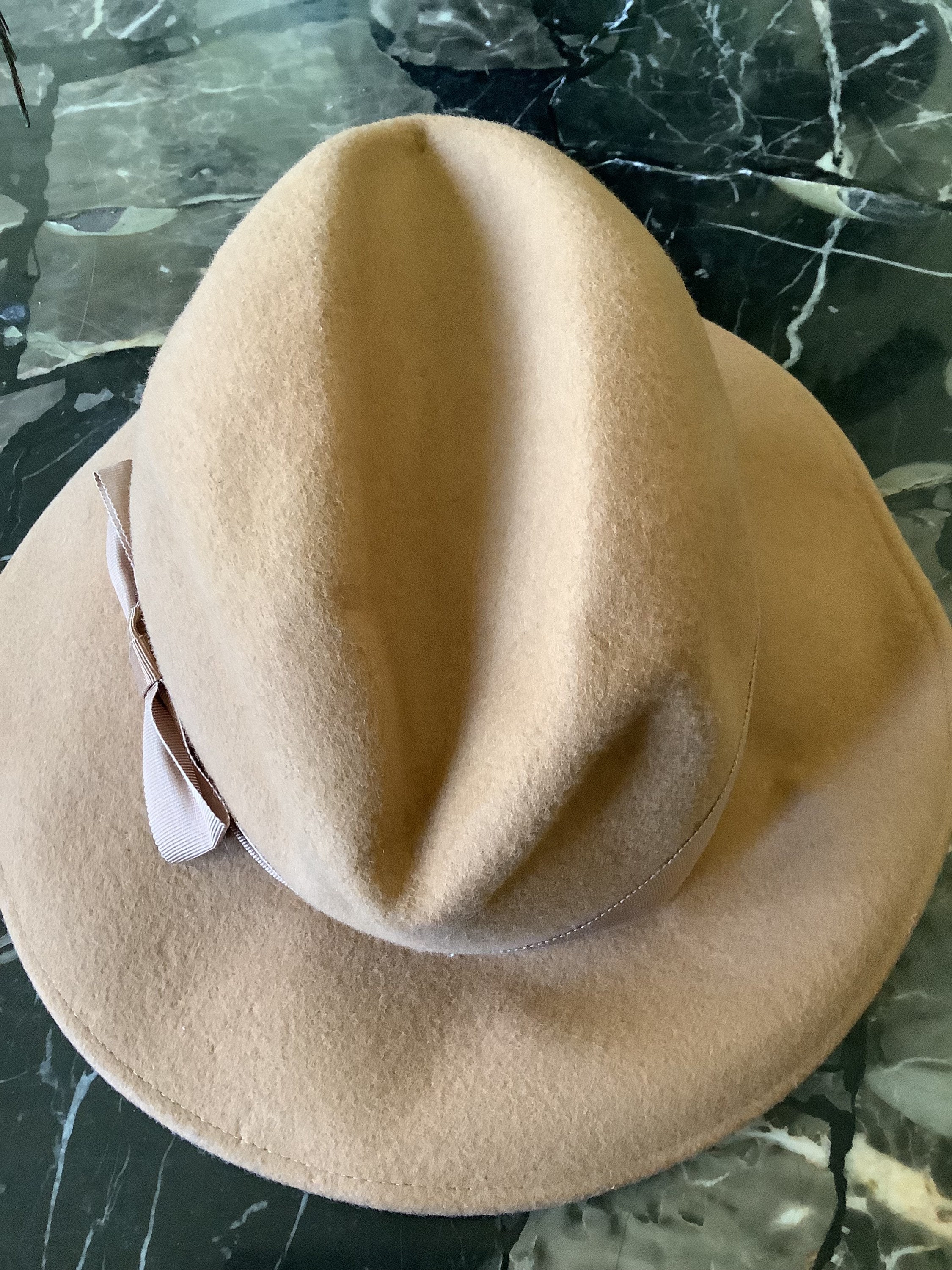 Vintage Frank olive camel women’s fedora TallyHo hat Vintage Frank Olive Tallyho camel 100% wool womens fedora hat main image 3