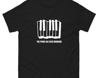 La maglietta Piano Has Been Drinking ispirata a Tom Waits