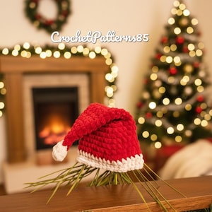 Christmas goody bag crochet pattern PDF | Santa hat favor bag | Small xmas gift bag tutorial | Holiday crochet pouch English_US