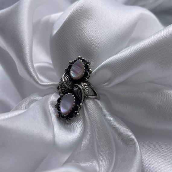 Estate Jewelry. Moonstone Sterling Silver Ring. L… - image 2