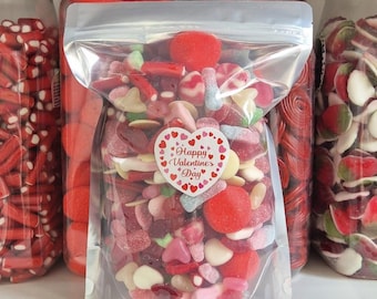 Valentines Day Sweet Pouch - Valentines Day Sweet Gift - Valentines Treats - Valentines Small Gift - Heart Sweets - Red Sweets - Pink Sweets