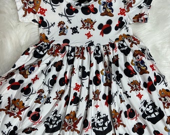 Vestido Criss Cross Manga Corta Pirate Mouse - Reserva 7/8