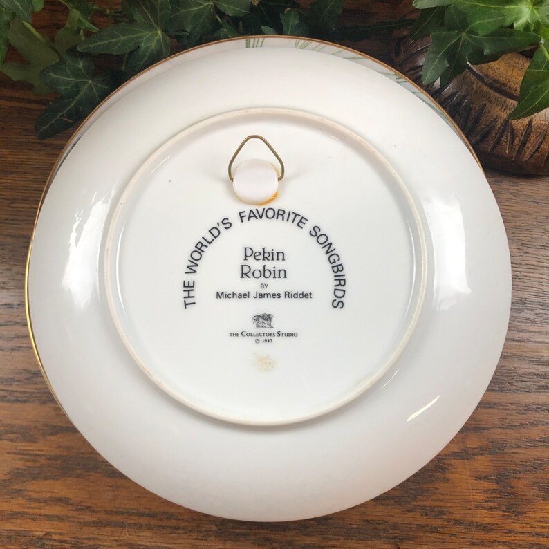 Pekin Robin Decorative Bird Plate Wall Hanging the Worlds Favorite ...