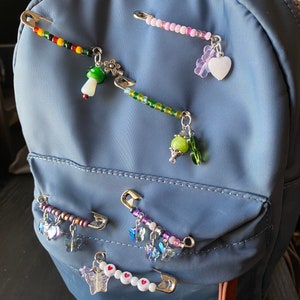  Pin Display Backpack