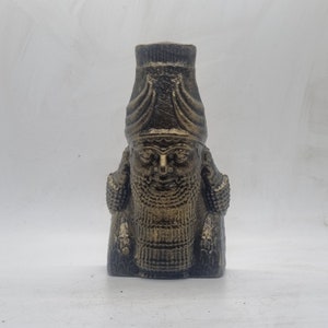 Gold coloured Assyrian Lamassu bust, 3d printed statue,ancient Babylonian art,Mesopotamian male head sculpture, history lover gift idea,