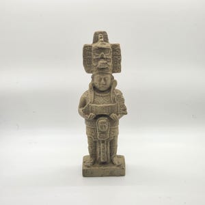 Sand stone effect K&#39;inich Chapat statuette, 3d printed mexican statue, Mayan sculpture, central american art, mayan king, K&#39;inich figurine