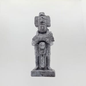 stone effect K&#39;inich Chapat statue, 3d printed mexican sculpture, Mayan statue, central american art, mayan king, K&#39;inich figurine