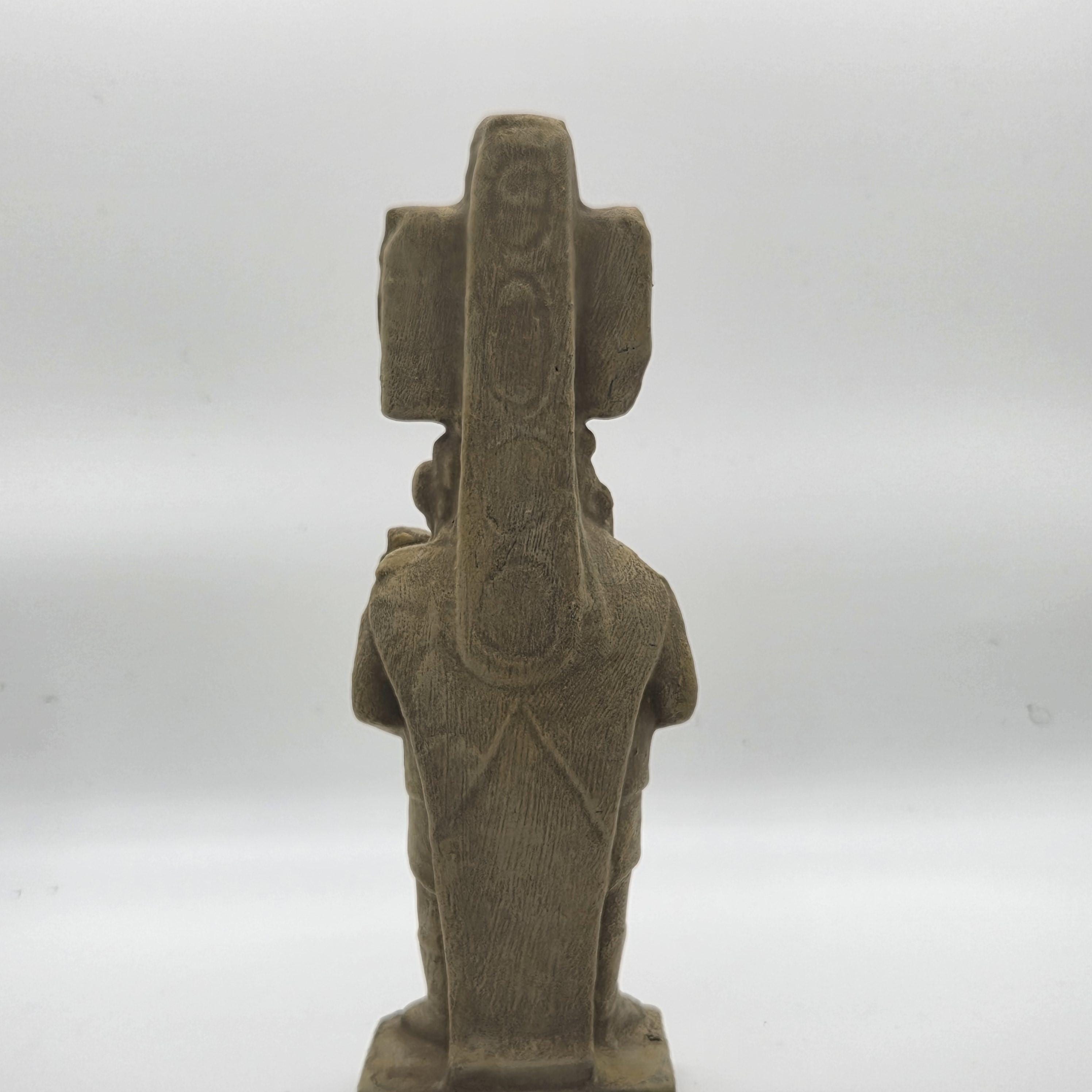 砂岩風のキニッチ・チャパット像、3Dプリントされたメキシコの像、マヤ