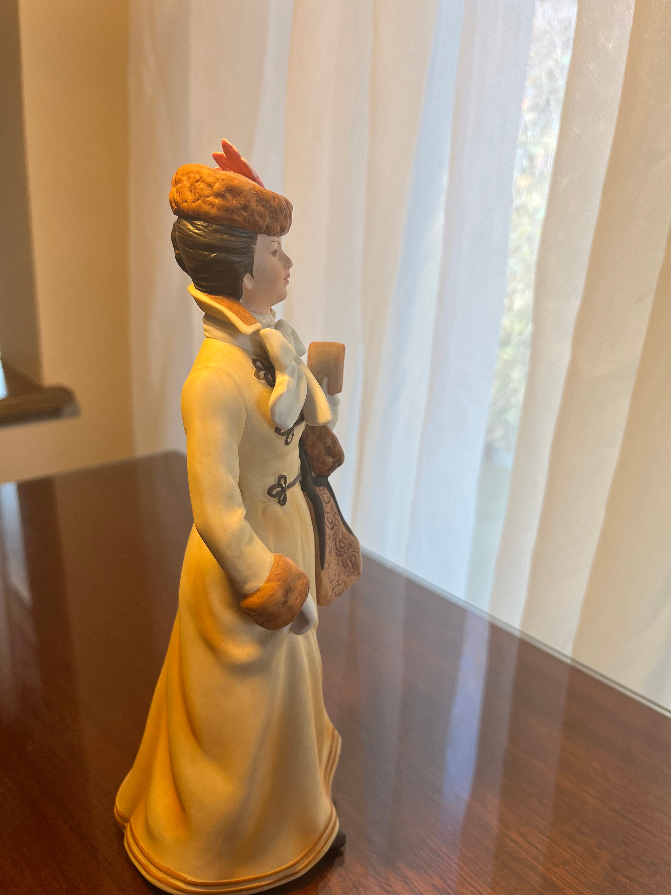 Avons Mrs Albee Figurines Etsy