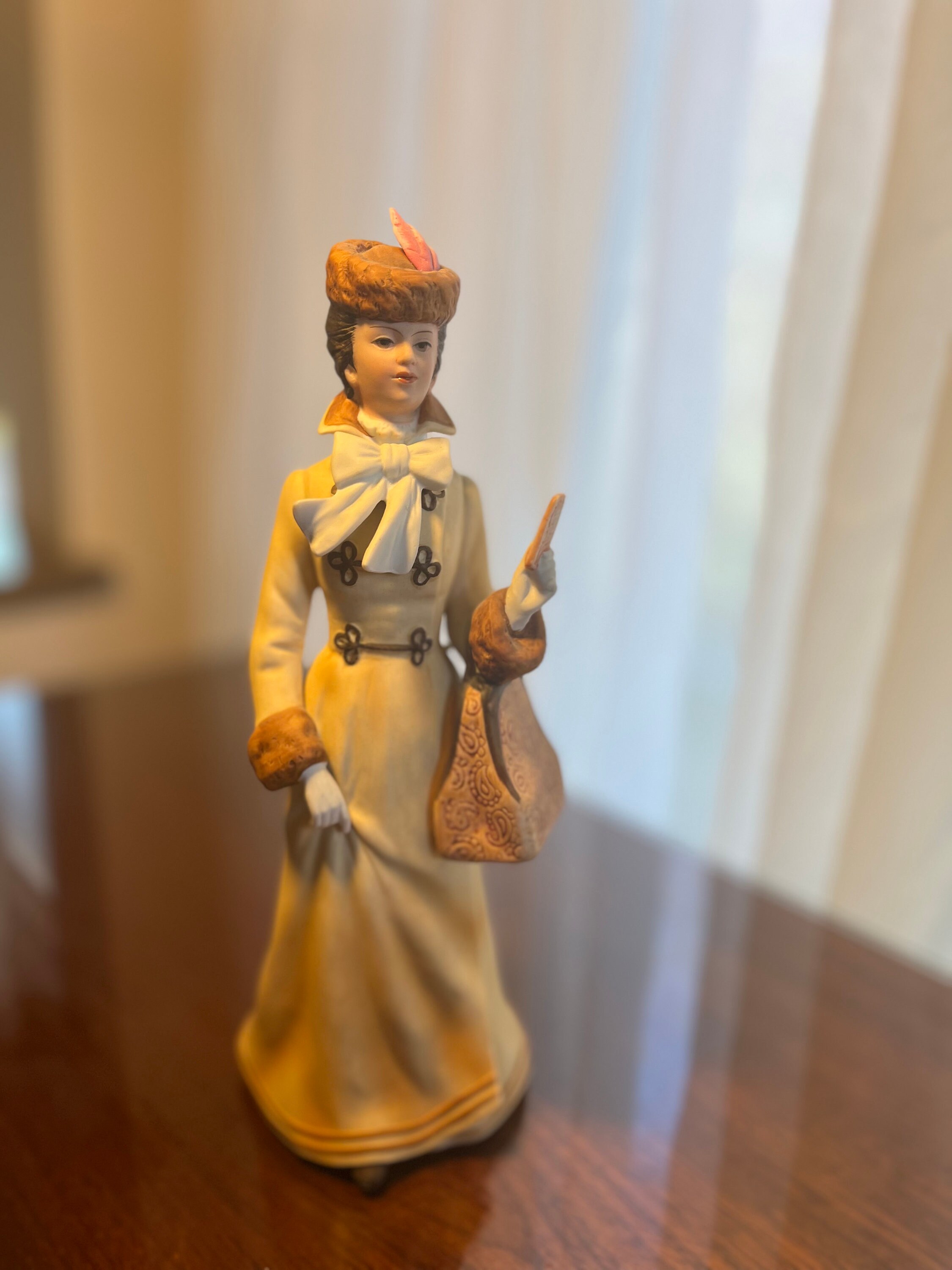 Avons Mrs Albee Figurines Etsy