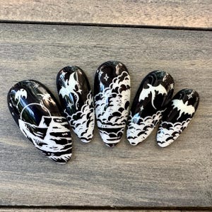 Glow in the Dark Dragon Press On Nails | Witchy Fantasy Nails | Gothic Handmade Nails | Halloween Cosplay Nails | Luxury Reusable Fake Nails