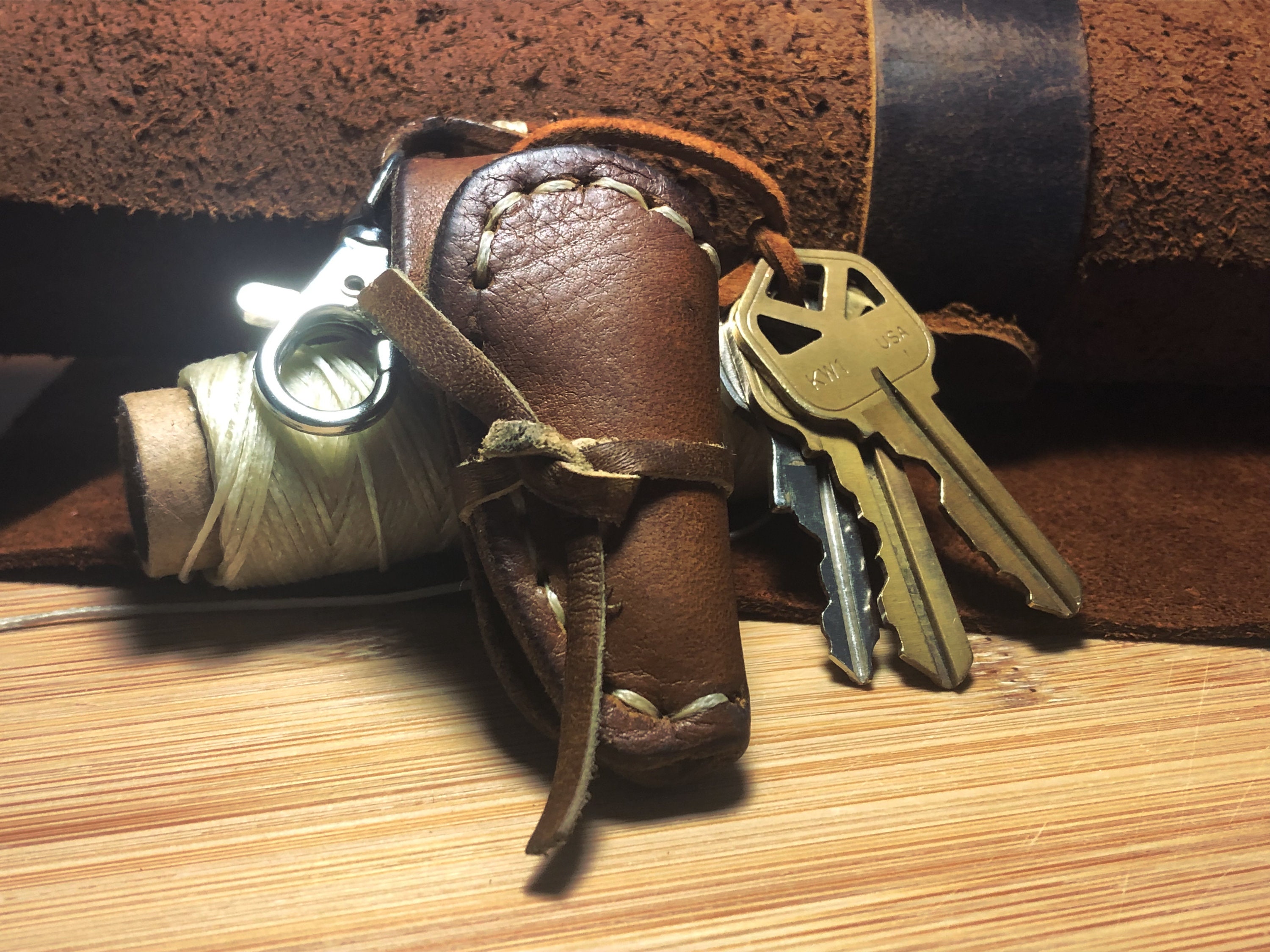 Minimalist Leather Keychain Toothpicks Holder, Handmade Leather Case With  Key Ring, Keychain Holder, Pocket Toothpick Holder, Gift Idea 