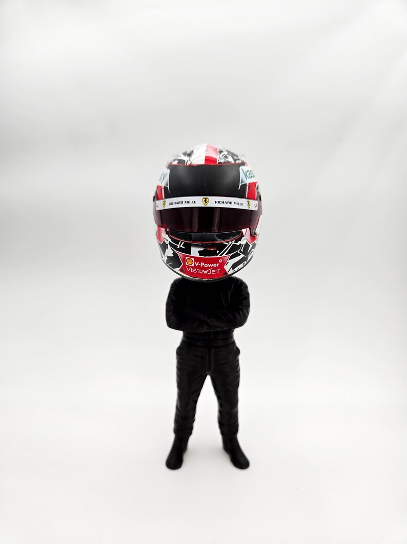 G12 1 5 Scale F1 Helmet Stand Driver Helmet NOT Included Scale Models G12 1 5 Scale F1 Helmet Stand Driver Helmet NOT Included Scale Models