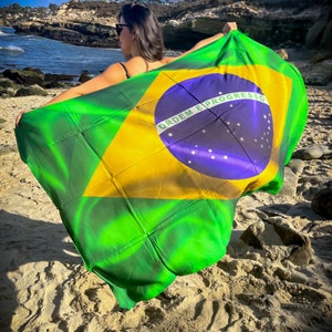 CA-RIO-CA Sunga Co. Pavement, Cangas de Praia- Brazilian Beach Towel (