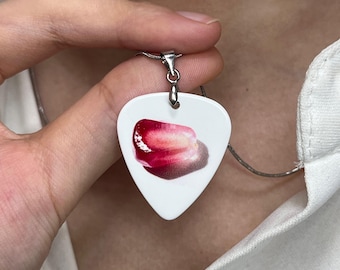 Pomegranate Seed Guitar Pick Necklace,Celluloid Pick Pendant Stainless Steel Snake Chain With Gift Box And Message Card , Musician Gift