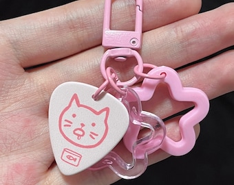 Llavero de púa de guitarra con diseño de sardinas y gato babeante, cierre giratorio rosa y eslabones de estrella acrílicos, regalo de Año Nuevo, regalo para guitarristas y para practicar.