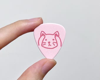 Original Guitar Pick,Hear No Evil Cat Doodle,Glossy Pink Plectrum With Backing Card,Gift for Guitarist,Gift for Cat Lover,Gift for Birthday
