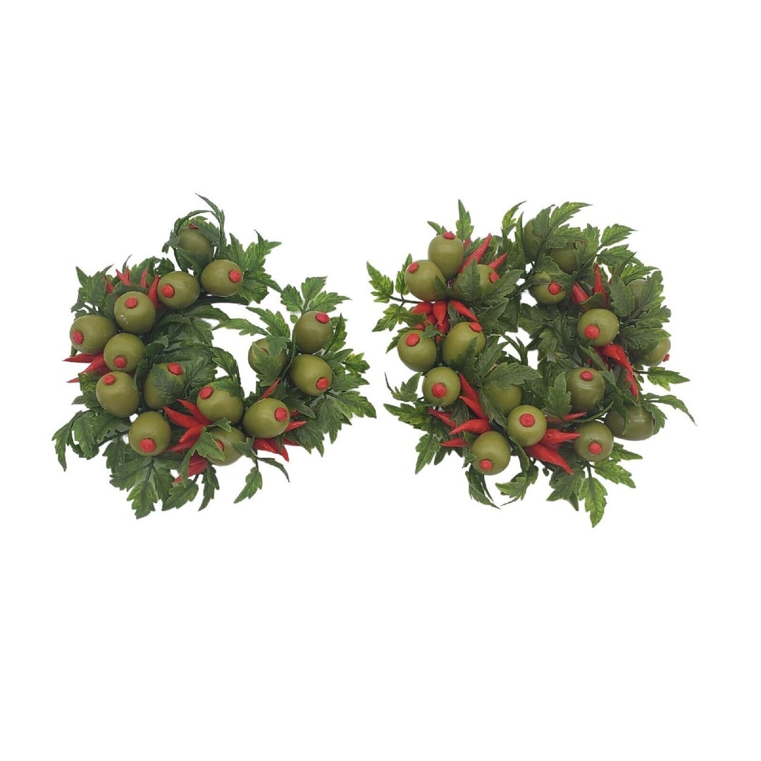 Vintage Green Olives and Pimentos Candle Ring Wreath MCM Novelty Unique