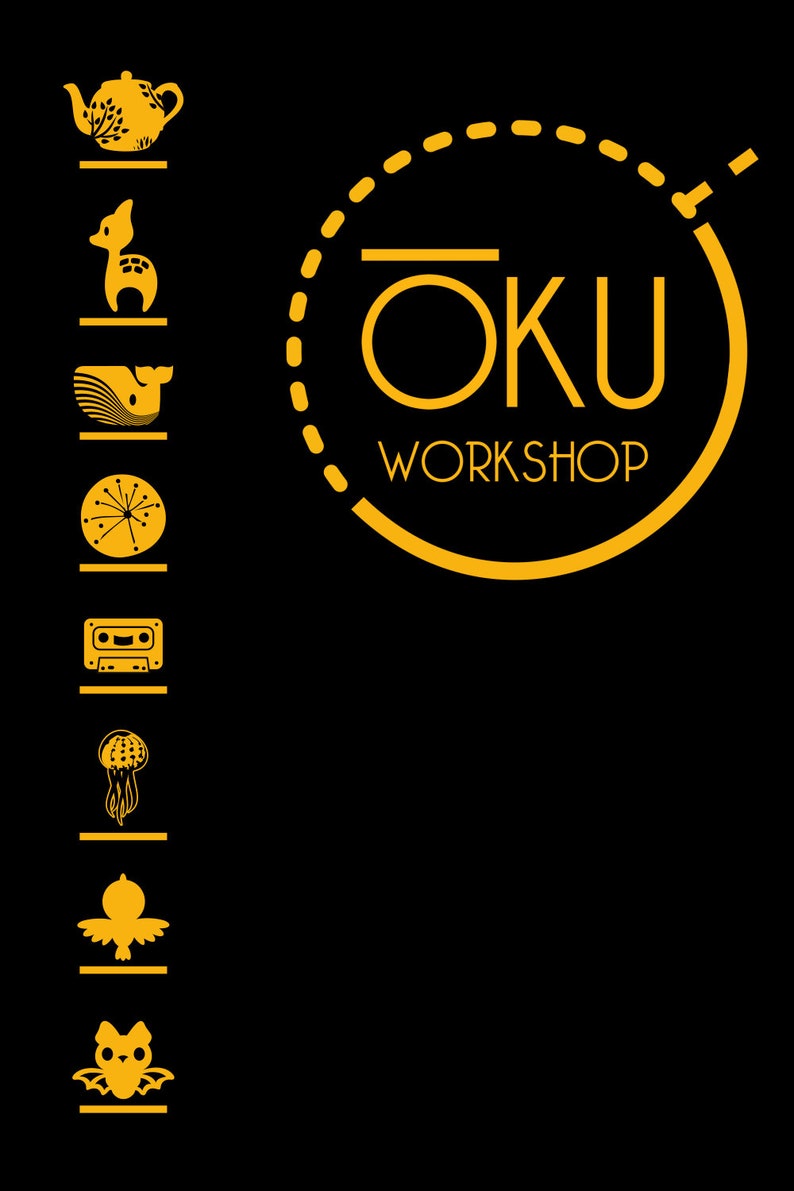 K&ouml;nnte beinhalten: Ein gelbes Logo auf schwarzem Hintergrund mit dem Text "OKU WORKSHOP" in einem Kreis mit gestricheltem Rand.