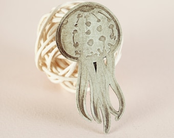 Jellyfish Brass Brooch, Jellyfish Pin, Sealife Miniature, Unique Jewelry Brooch, Jellyfish Illustration Pin, Vintage Nature Illustration