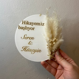 Door sign with dried flowers or pearls | Custom text | Kız Evine Hoşgeldiniz | Kız Evi Naz Evi | Welcome sign | Acrylic glass image 6
