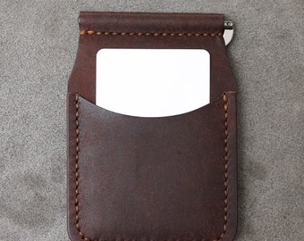 Cartera minimalista de cuero hecha a mano con clip para billetes: para uso diario, diseño práctico y delgado