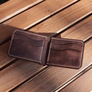Cartera clásica para hombre, hecha a mano en cuero genuino, cartera de cuero para hombre, cartera plegable de cuero para hombre.