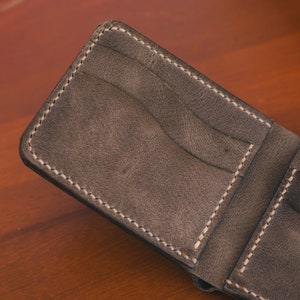 Cartera clásica personalizada para hombre / Cartera de cuero genuino hecha a mano / Cartera de cuero para hombre / Cartera de cuero plegable para hombre imagen 3