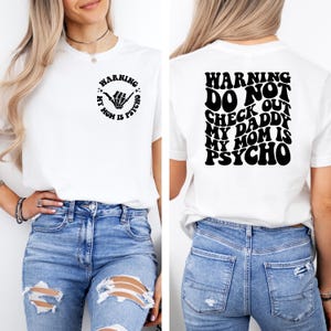 Nie sprawdzaj mojego taty, moja mama jest psychopatką Svg Png | Zabawna koszulka dla malucha Svg | Humor dla dorosłych Svg Png | Cricut Silhouette Digital Download