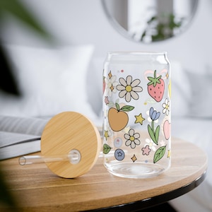 Summer Fruit Glass Can Tumbler: Peach, Strawberry & Daisy Design