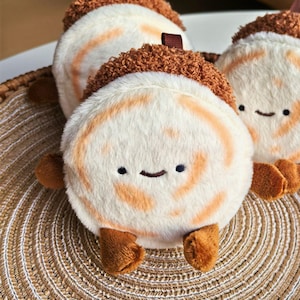 Hype Qlo Accessories Cute Kawaii Lettuce or Meat Sandwich Bread Plush Keychain Mini Toy Keyring for Bags & Gifts 10cm Plush Charm