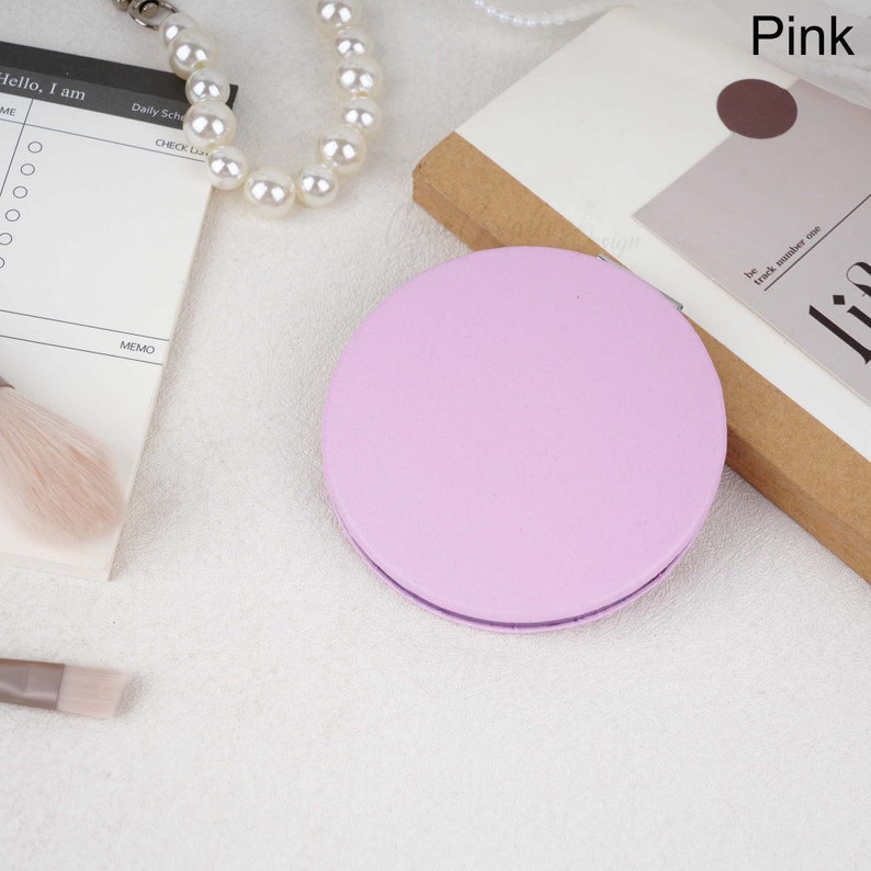 Benutzerdefinierte Geburtsblumenspiegel mit Namen, personalisierter Taschenspiegel aus Leder, benutzerdefinierter Frauen-Make-up-Spiegel, Braut-Duschegeschenke, Hochzeitsgeschenke Pink