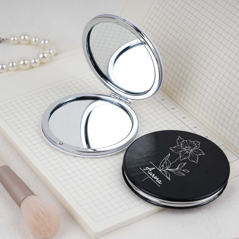 Miroir personnalisé pour fleur de naissance avec nom, miroir compact en cuir personnalisé, miroir de maquillage pour femme personnalisé, cadeaux de douche pour la mariée, cadeaux de mariage image 5